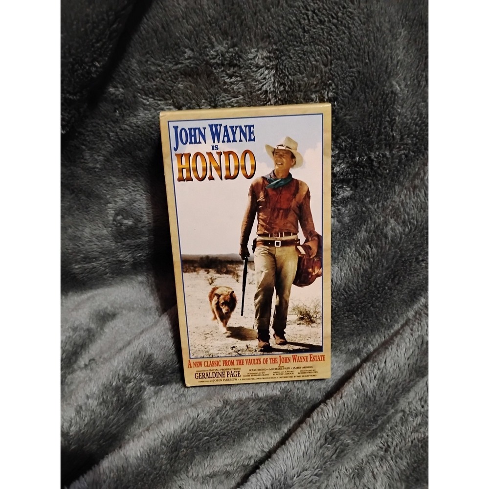 John Wayne Is Hondo VHS‎